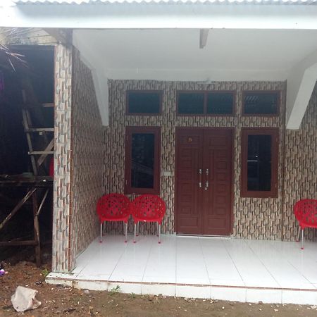 Jungle Treking & Jungle Tour If You Want To Stay Here,You Must Book Treking Only With Us Bukit Lawang Exterior foto